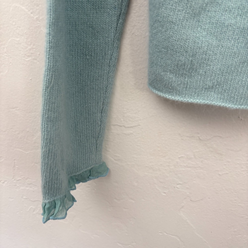 Garnet Hill Embroidered Sweater Women Medium Light Blue Lambswool Angora FLAW - Picture 12 of 16